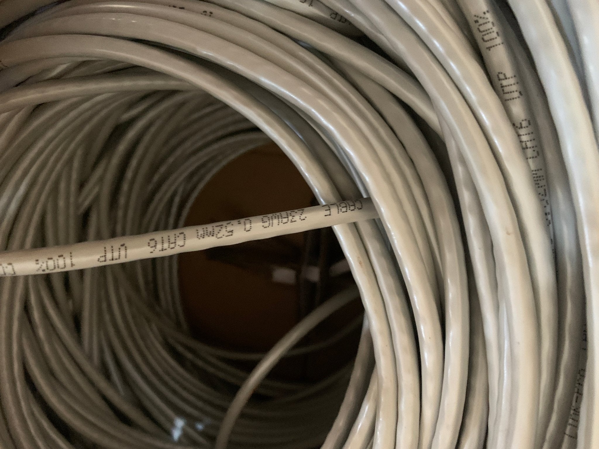 Cable de Red Cat6E 305M 23AWG 0.52mm 100% Cobre