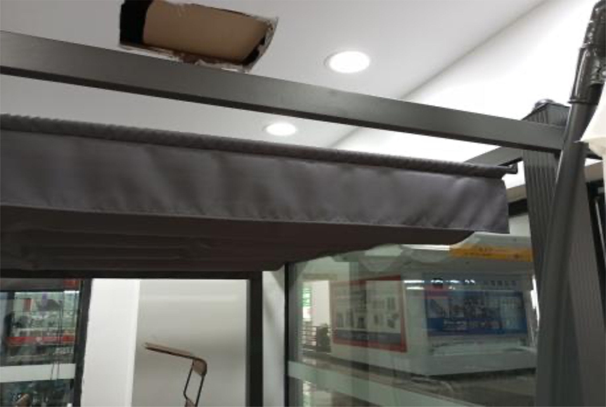 Pérgola de Aluminio 3x4m con Techo Retráctil Marrón