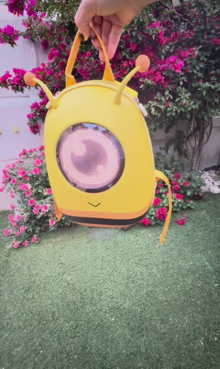 Cargar video: Mochila Infantil con Pantalla LED Interactiva Diseño Abeja